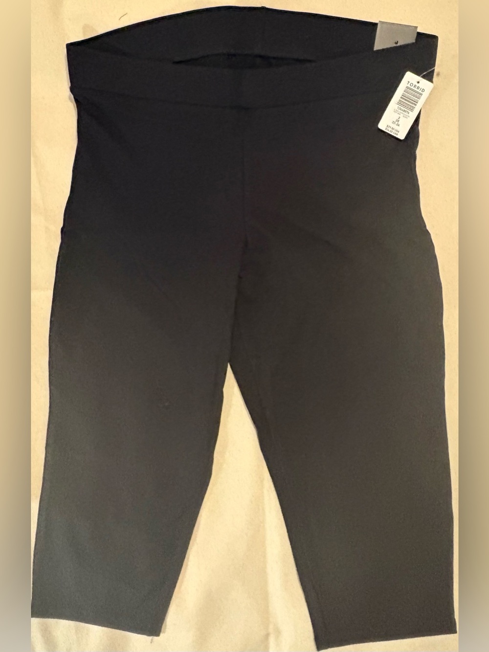 NWT Torrid Black Capri Slim Fix Leggings Size 3 3X Plus 22 24